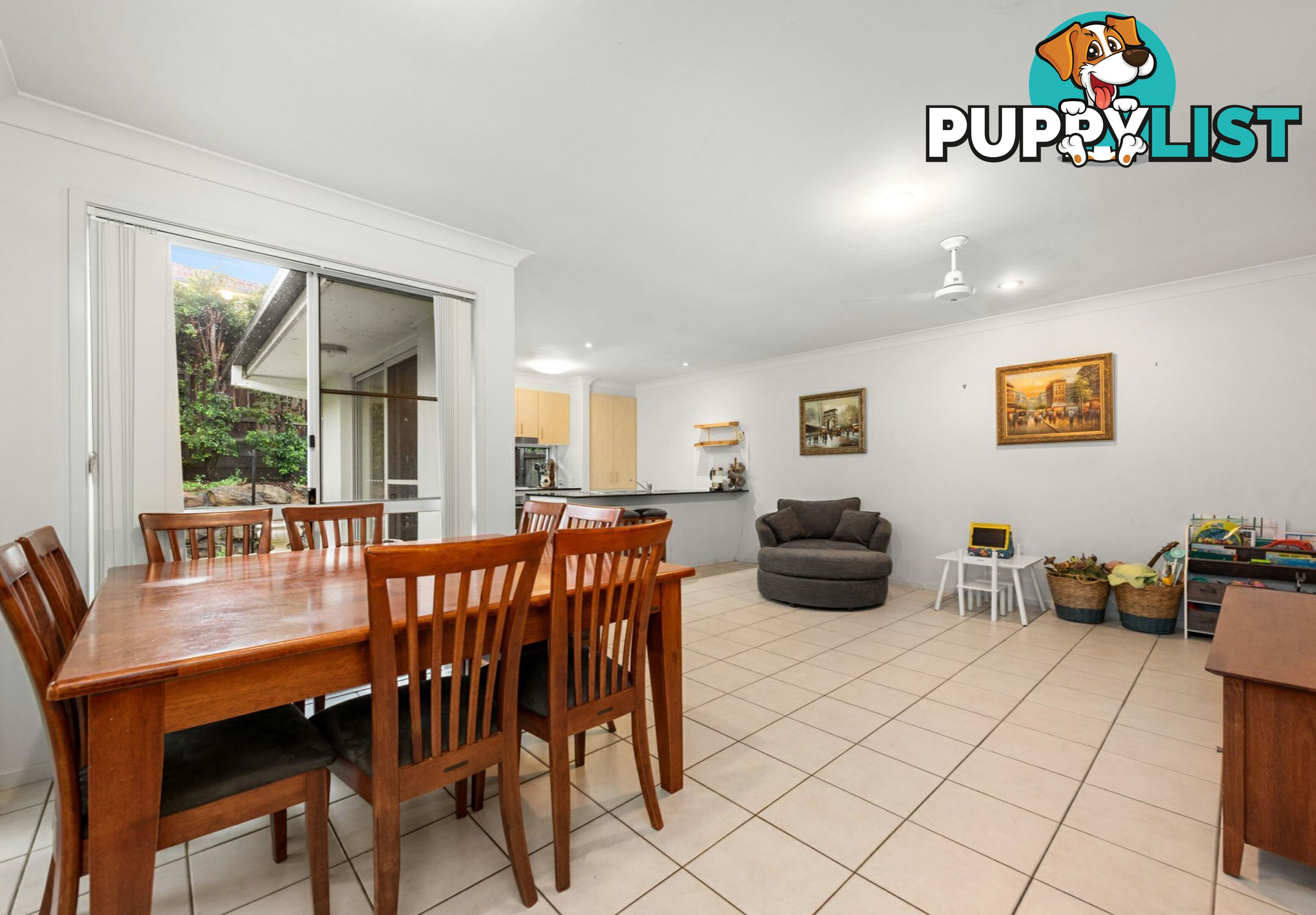 8 Tenterfield Street MURARRIE QLD 4172