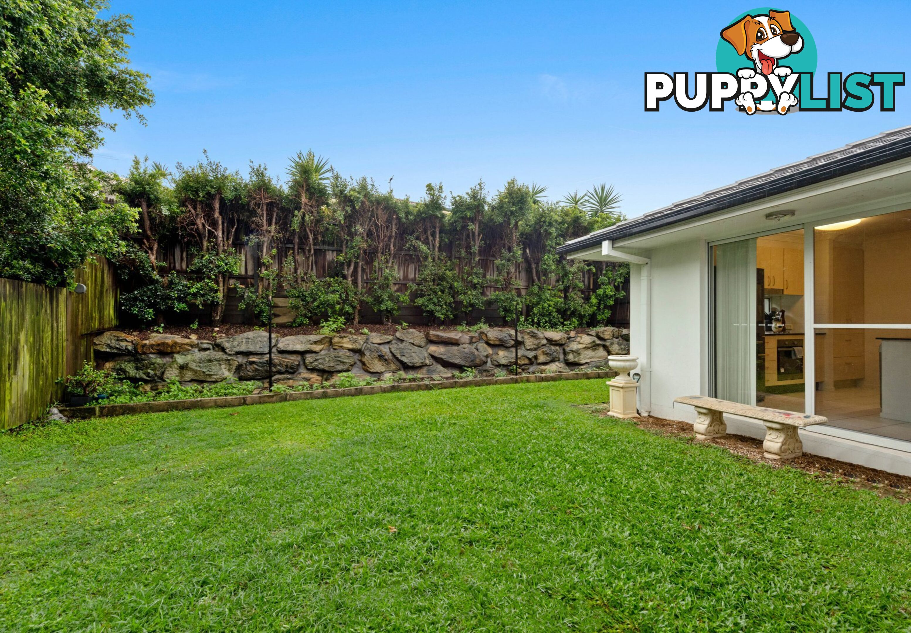 8 Tenterfield Street MURARRIE QLD 4172