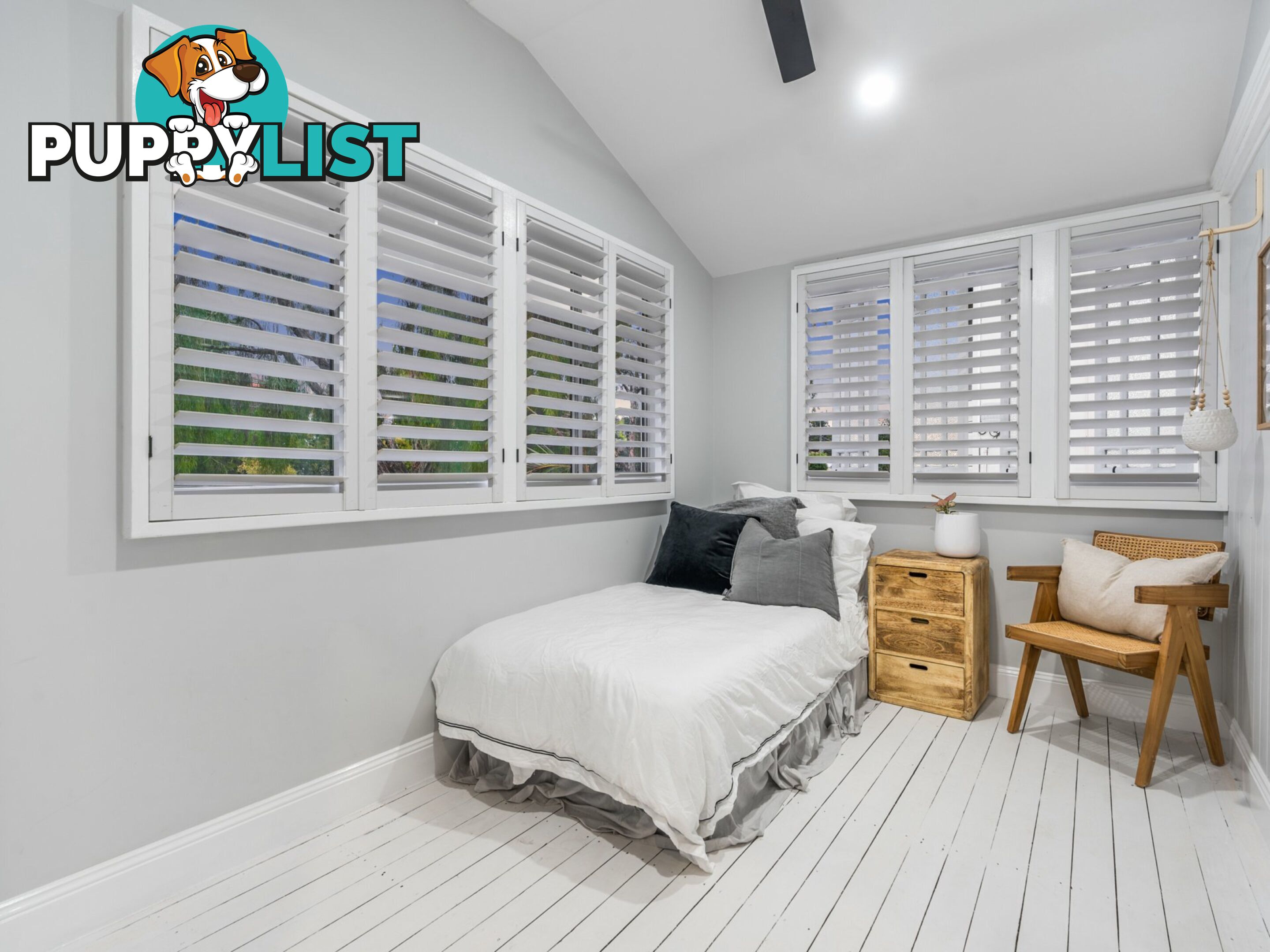 18 Pashen Street MORNINGSIDE QLD 4170