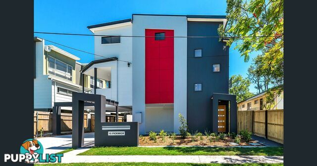 4/15 Pickwick Street CANNON HILL QLD 4170