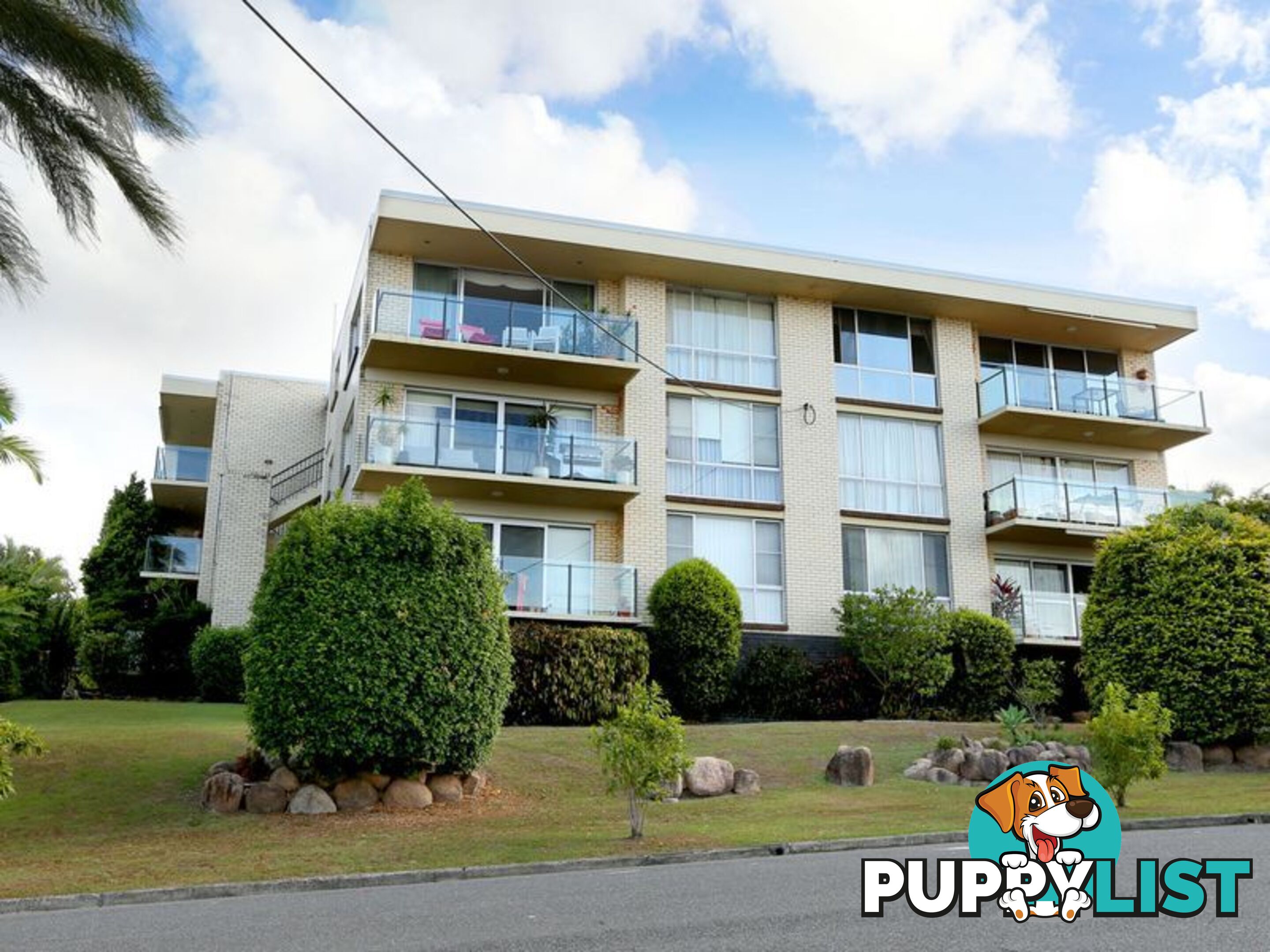 Unit 9/26 Wordsworth Street BULIMBA QLD 4171
