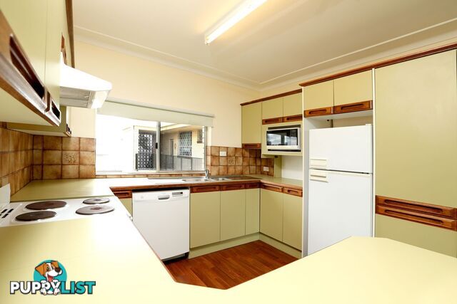 Unit 9/26 Wordsworth Street BULIMBA QLD 4171