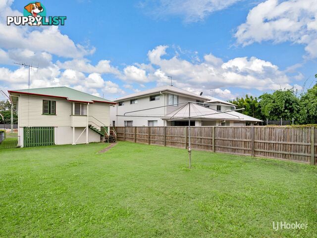 61 Aster Street CANNON HILL QLD 4170