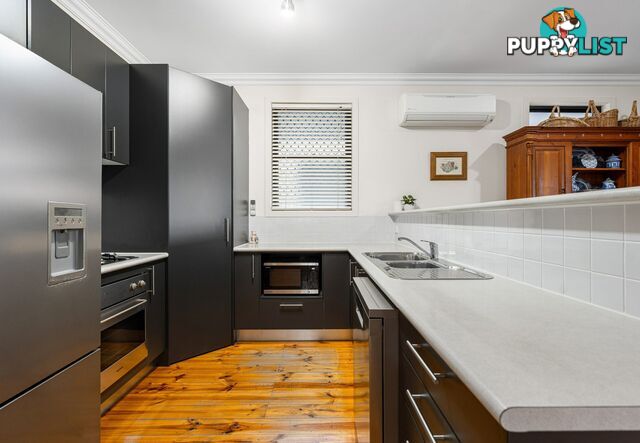 120 Armstrong Road CANNON HILL QLD 4170