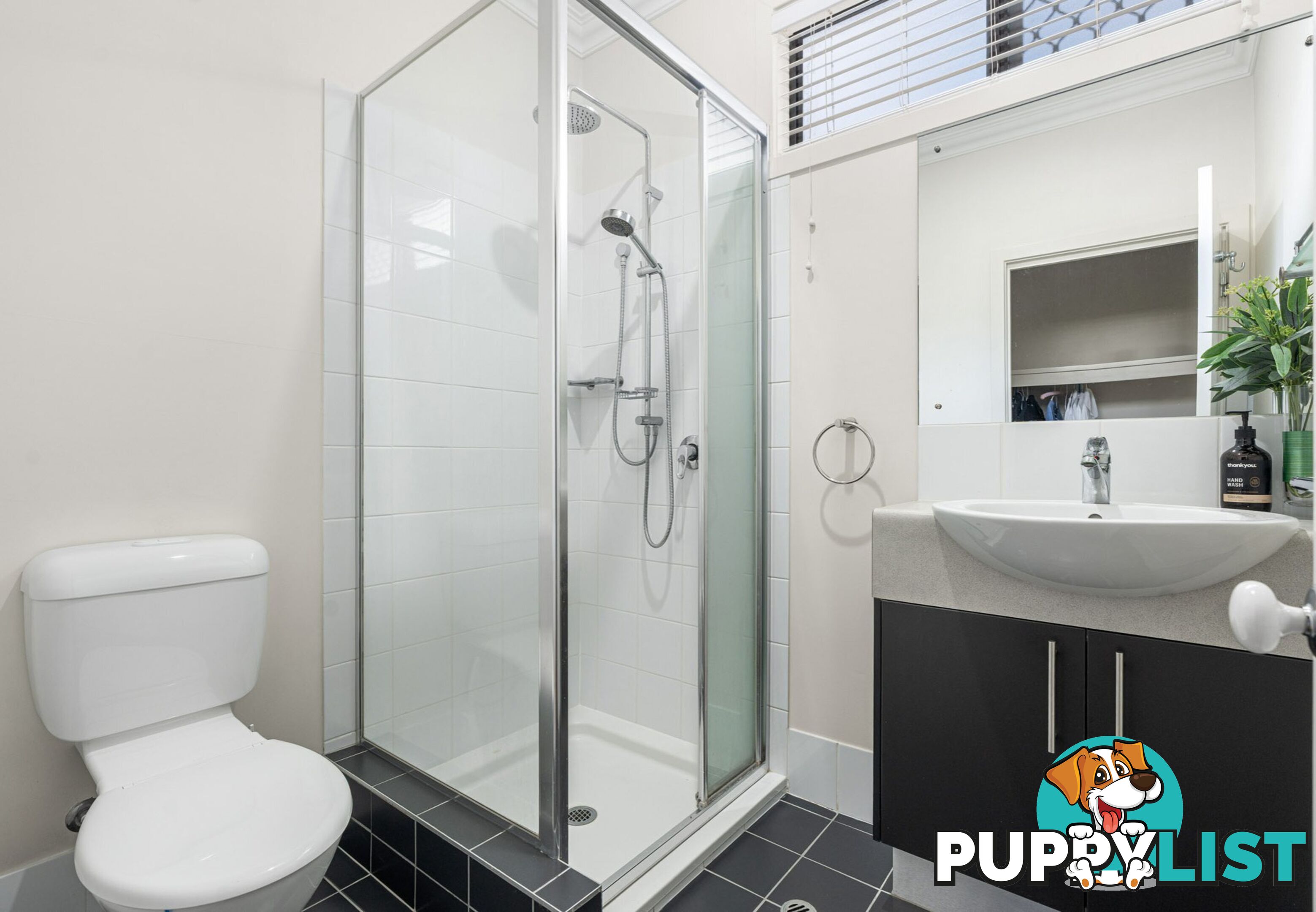 120 Armstrong Road CANNON HILL QLD 4170