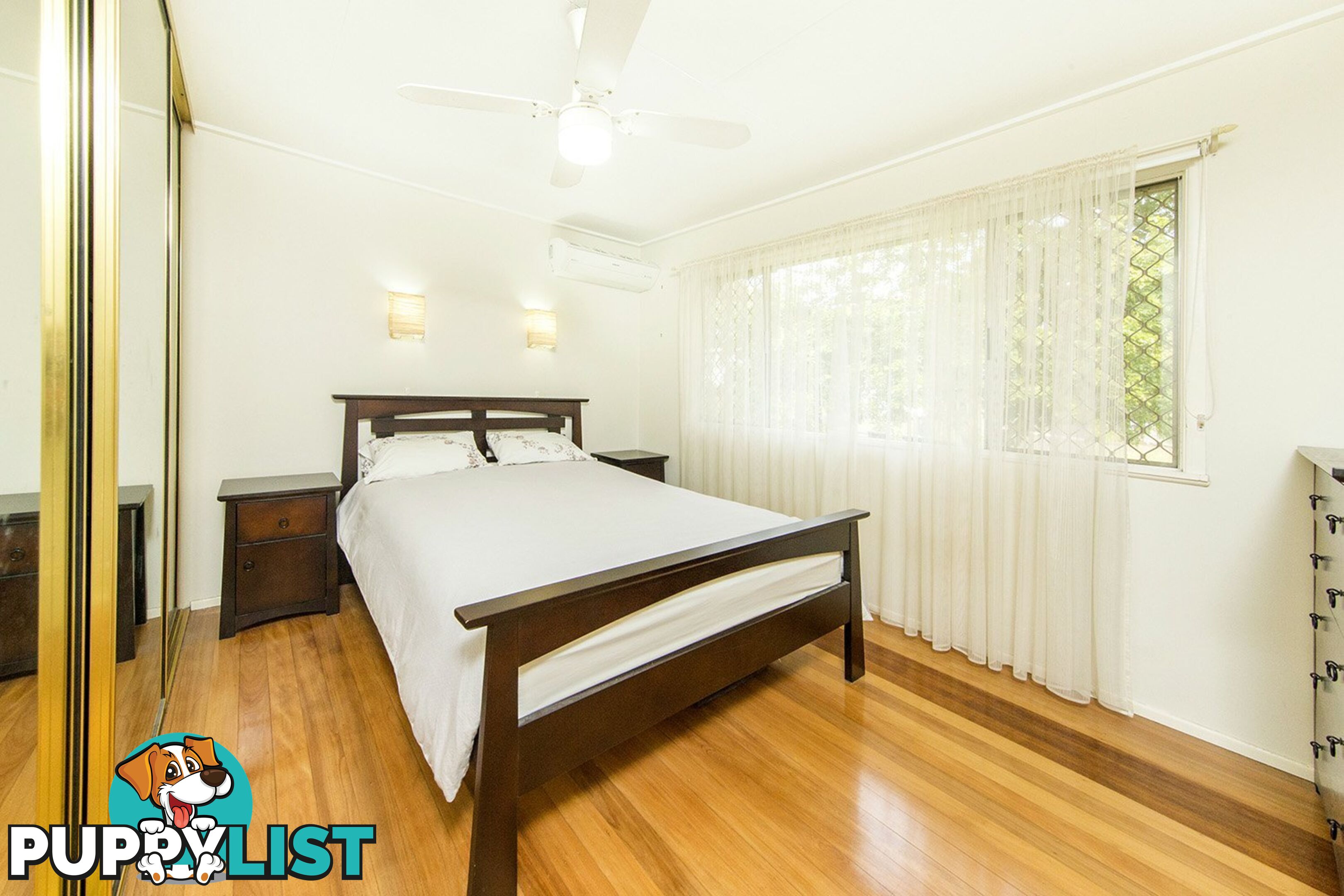 26 David Road HOLLAND PARK QLD 4121