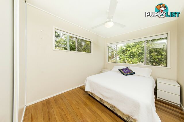 26 David Road HOLLAND PARK QLD 4121
