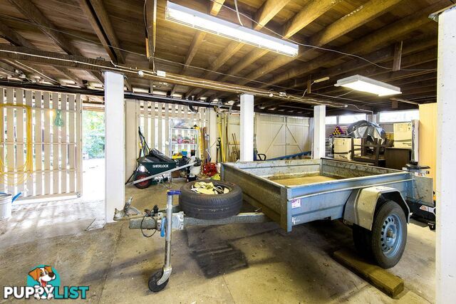 26 David Road HOLLAND PARK QLD 4121