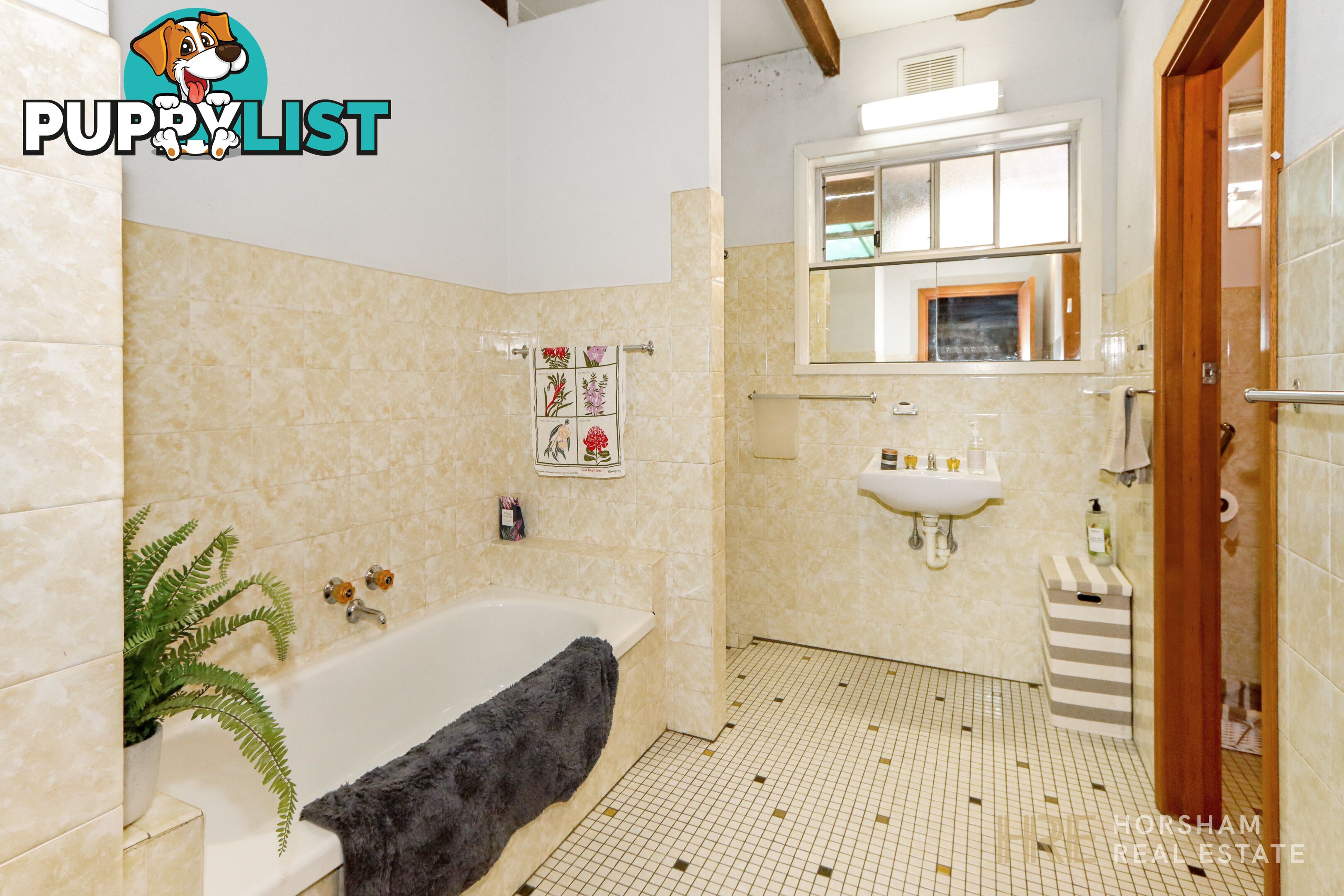 542 Roses Gap Road DADSWELLS BRIDGE VIC 3385