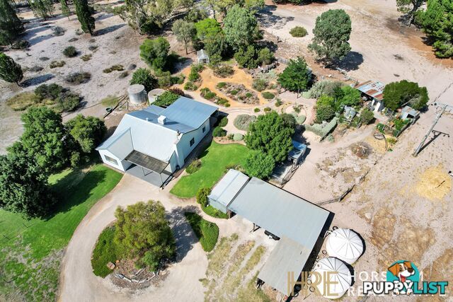 308 Hutchinsons Road QUANTONG VIC 3401