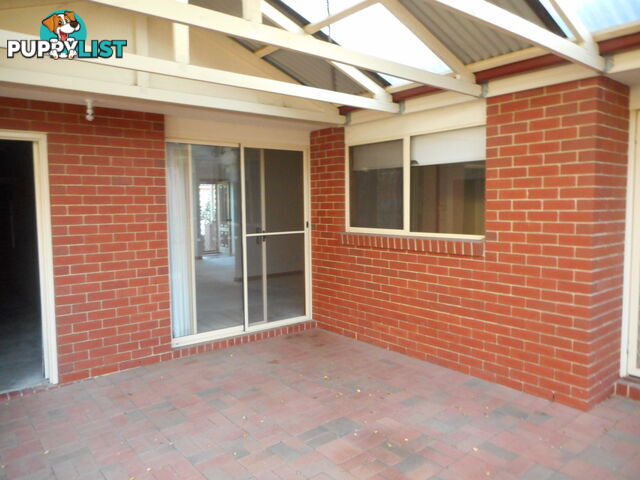 4 7 Magee Court HORSHAM VIC 3400