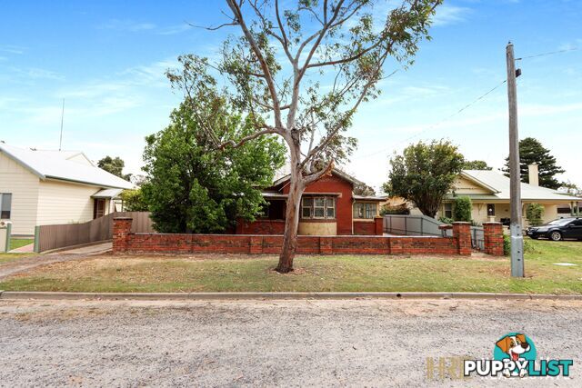 8 Woolcock Street WARRACKNABEAL VIC 3393