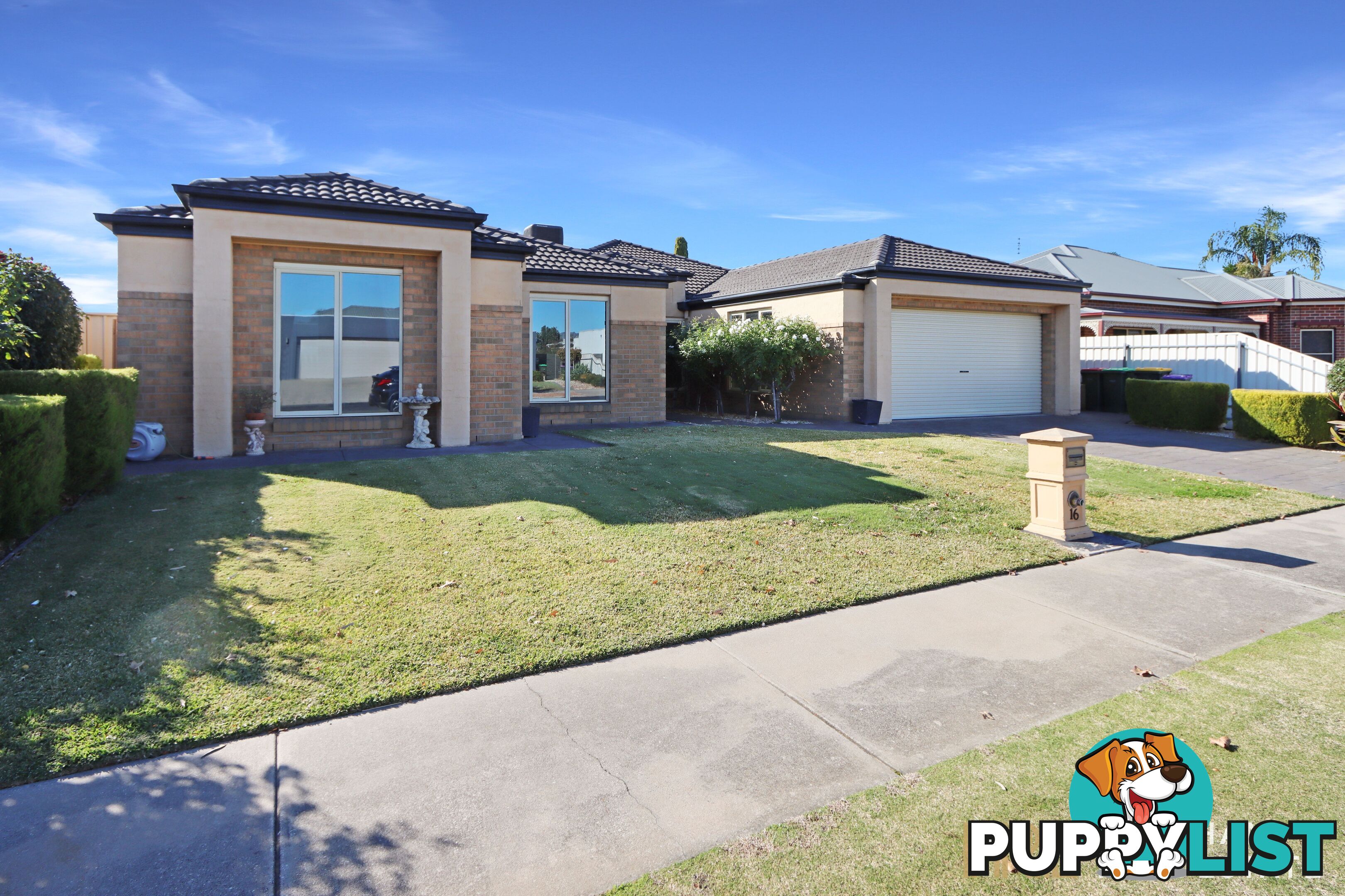 16 Burnett Street HORSHAM VIC 3400