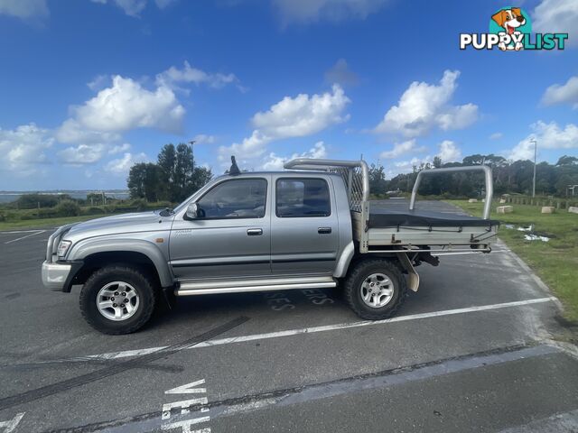 2003 Toyota Hilux MY02 SR5 Ute Manual