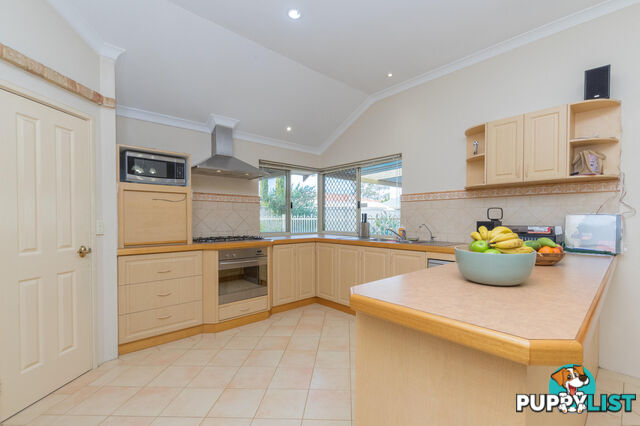 128 Goodwood Way CANNING VALE WA 6155