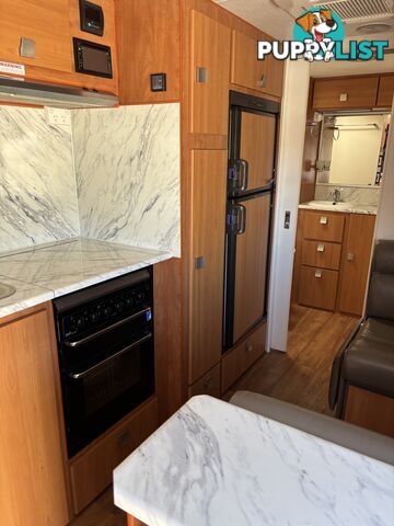 2015 RETREAT HAMILTON 2 SINGLE BED FULL EN-SUITE CARAVAN