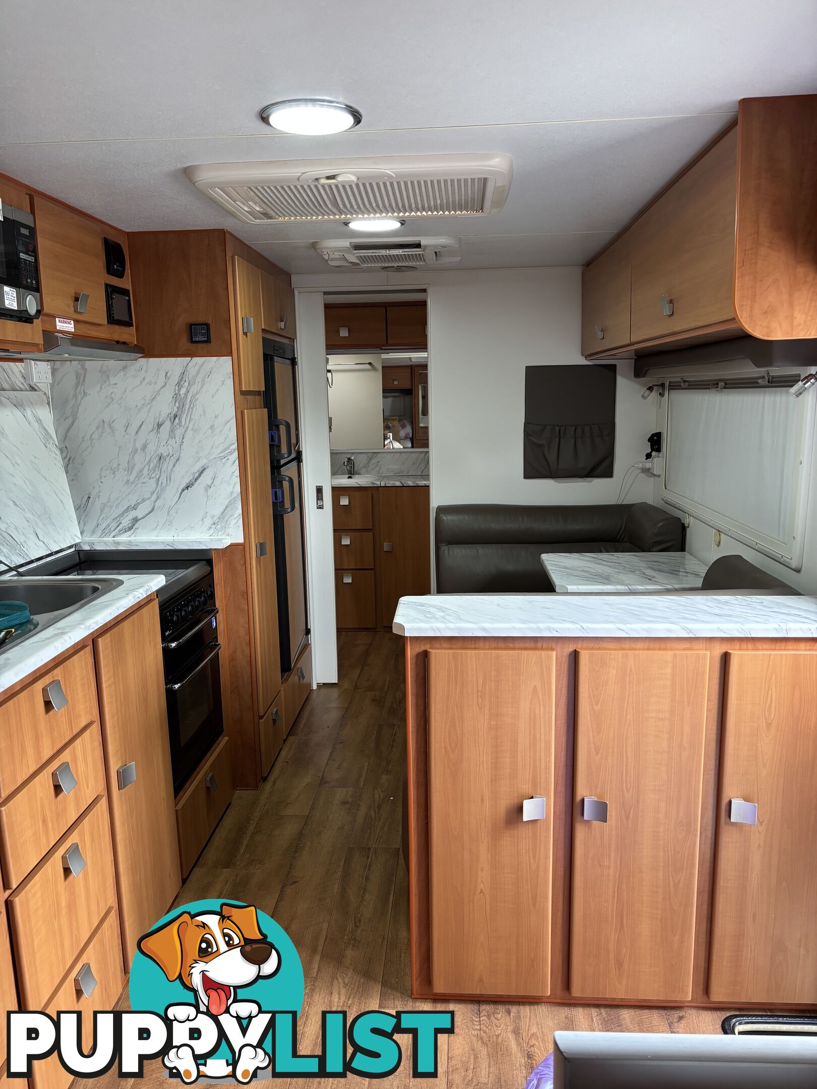 2015 RETREAT HAMILTON 2 SINGLE BED FULL EN-SUITE CARAVAN