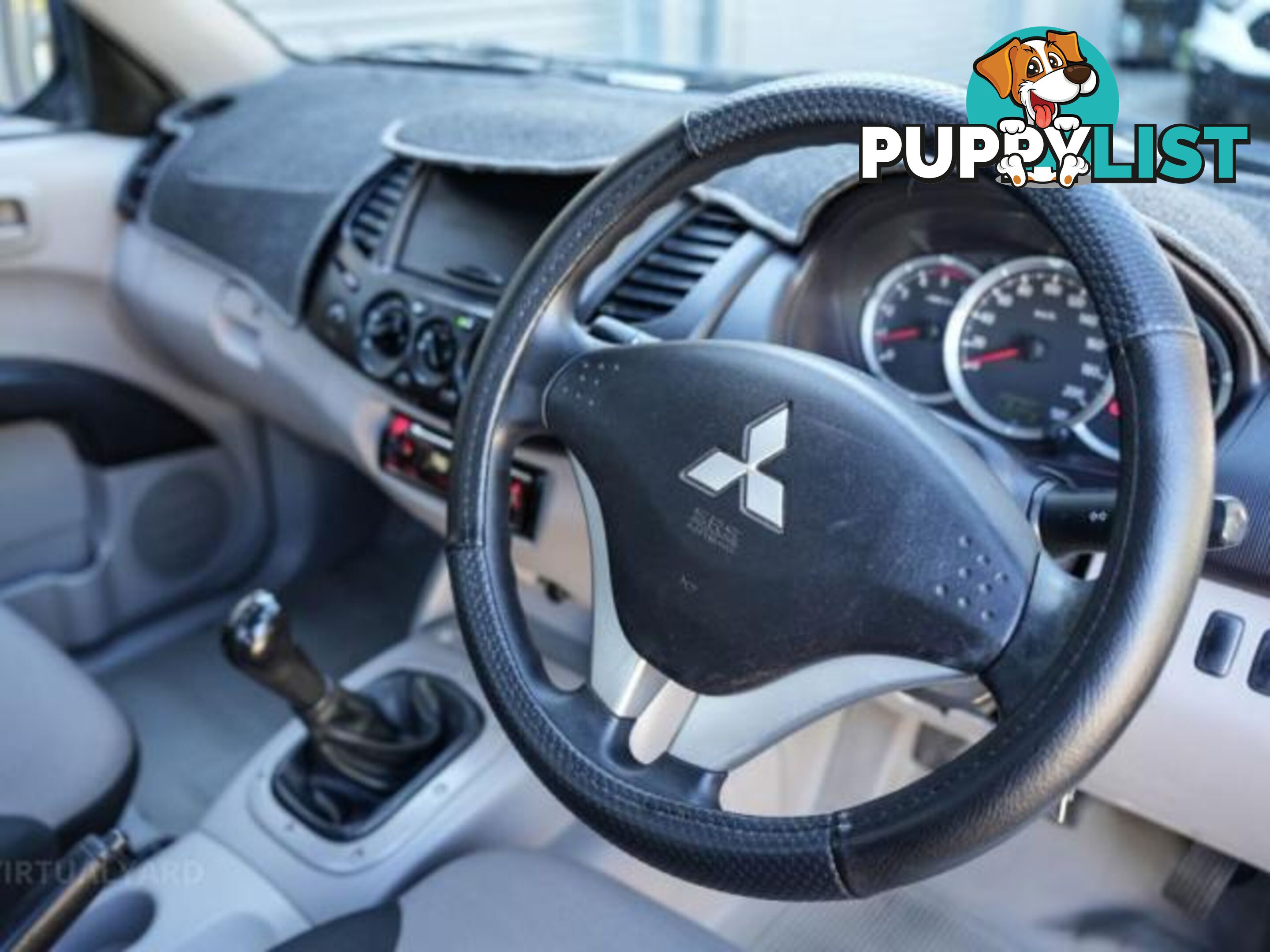 2014 MITSUBISHI TRITON MN MY14 GL CAB CHASSIS SINGLE CAB 2DR MAN 5SP 1356KG 2.5DT  CAB CHASSIS