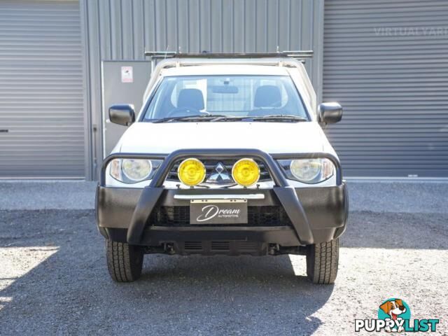 2014 MITSUBISHI TRITON MN MY14 GL CAB CHASSIS SINGLE CAB 2DR MAN 5SP 1356KG 2.5DT  CAB CHASSIS