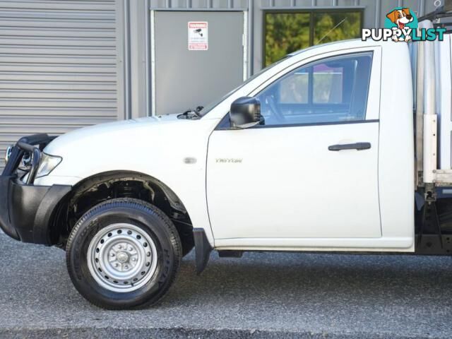 2014 MITSUBISHI TRITON MN MY14 GL CAB CHASSIS SINGLE CAB 2DR MAN 5SP 1356KG 2.5DT  CAB CHASSIS