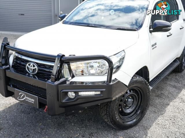 2018 TOYOTA HILUX GUN126R SR UTILITY DOUBLE CAB 4DR SPTS AUTO 6SP 4X4 955KG 2.8DT  UTE