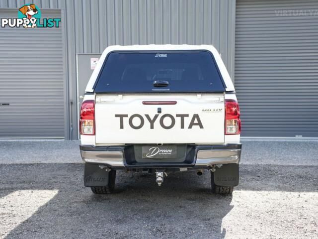 2018 TOYOTA HILUX GUN126R SR UTILITY DOUBLE CAB 4DR SPTS AUTO 6SP 4X4 955KG 2.8DT  UTE