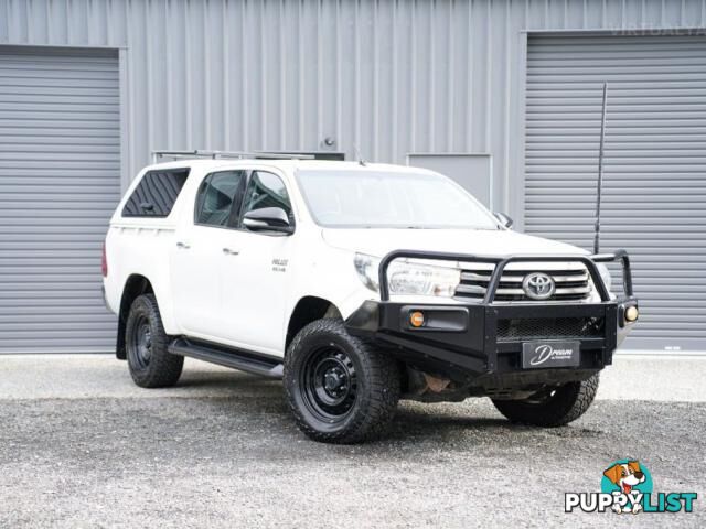 2015 TOYOTA HILUX GUN126R SR UTILITY DOUBLE CAB 4DR SPTS AUTO 6SP 4X4 920KG 2.8DT  UTE