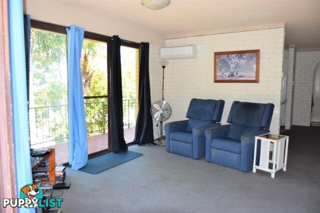 4/394 Esplanade TORQUAY QLD 4655