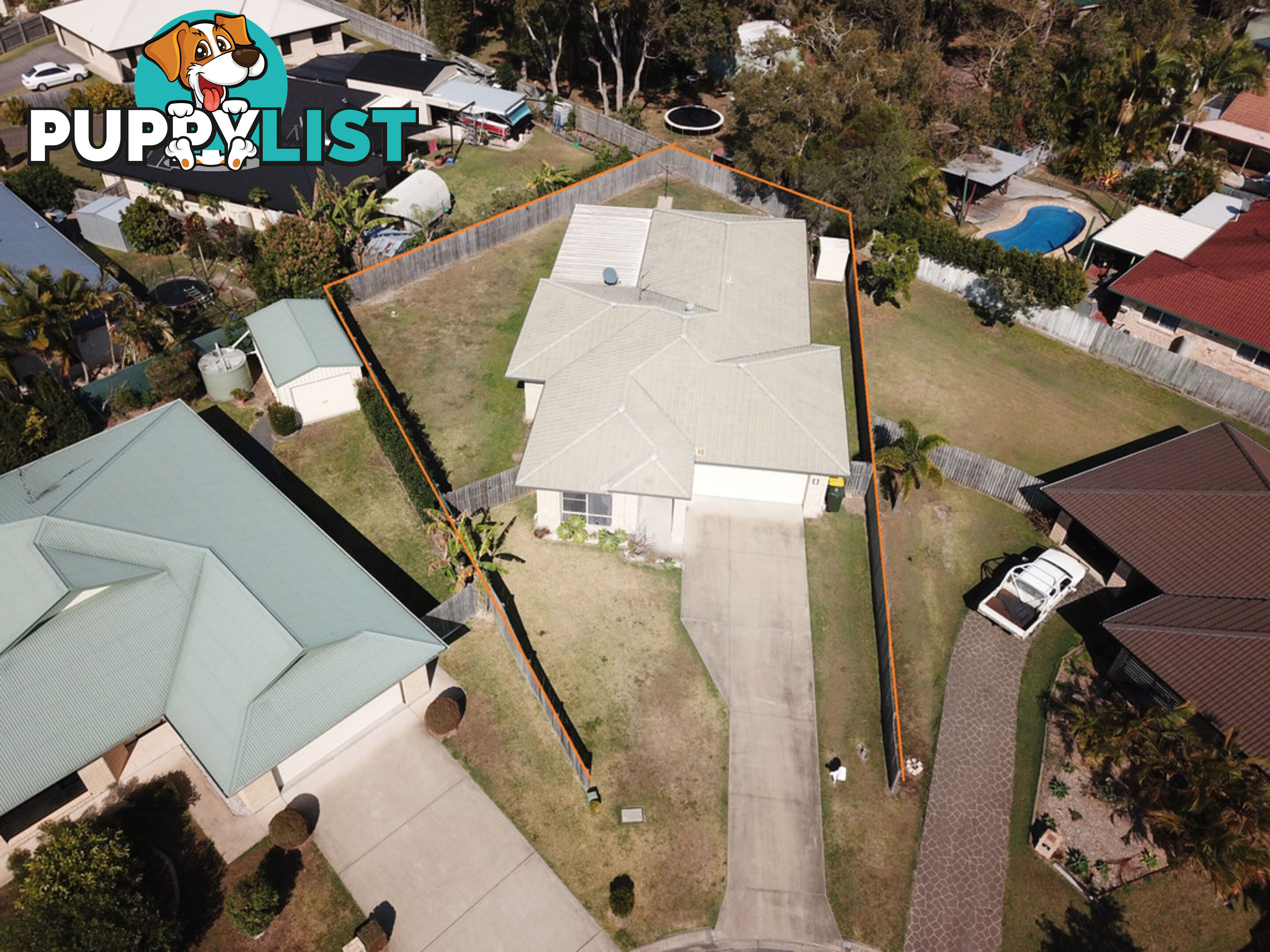 8 Blackall Court TORQUAY QLD 4655