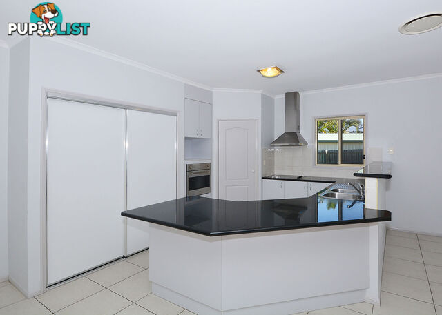 8 Blackall Court TORQUAY QLD 4655