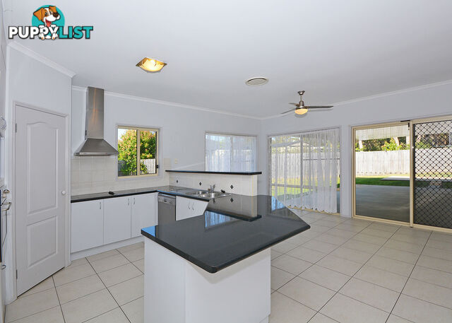 8 Blackall Court TORQUAY QLD 4655