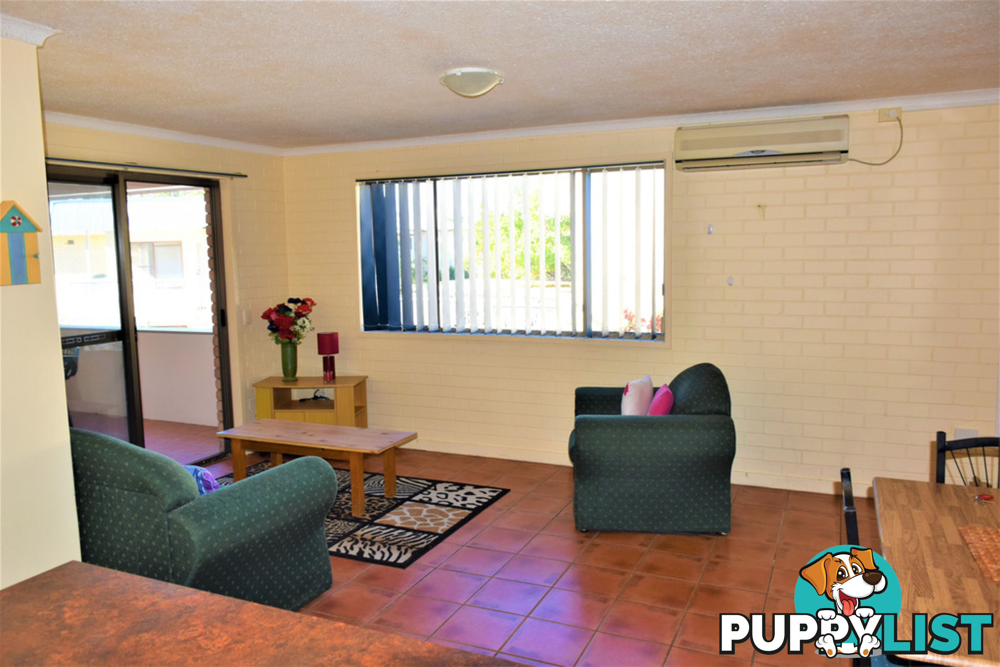 3/479 Esplanade TORQUAY QLD 4655