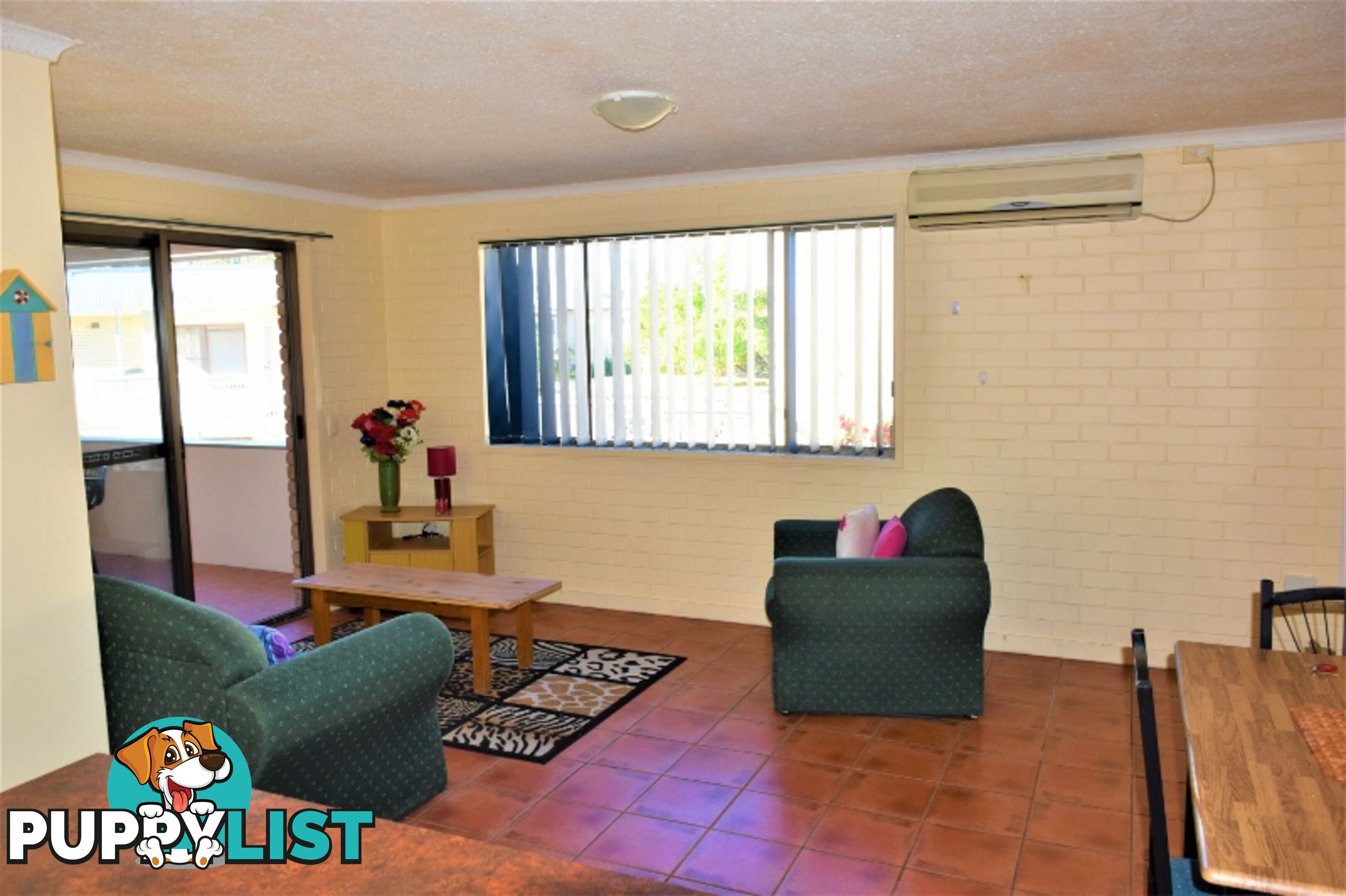 3/479 Esplanade TORQUAY QLD 4655