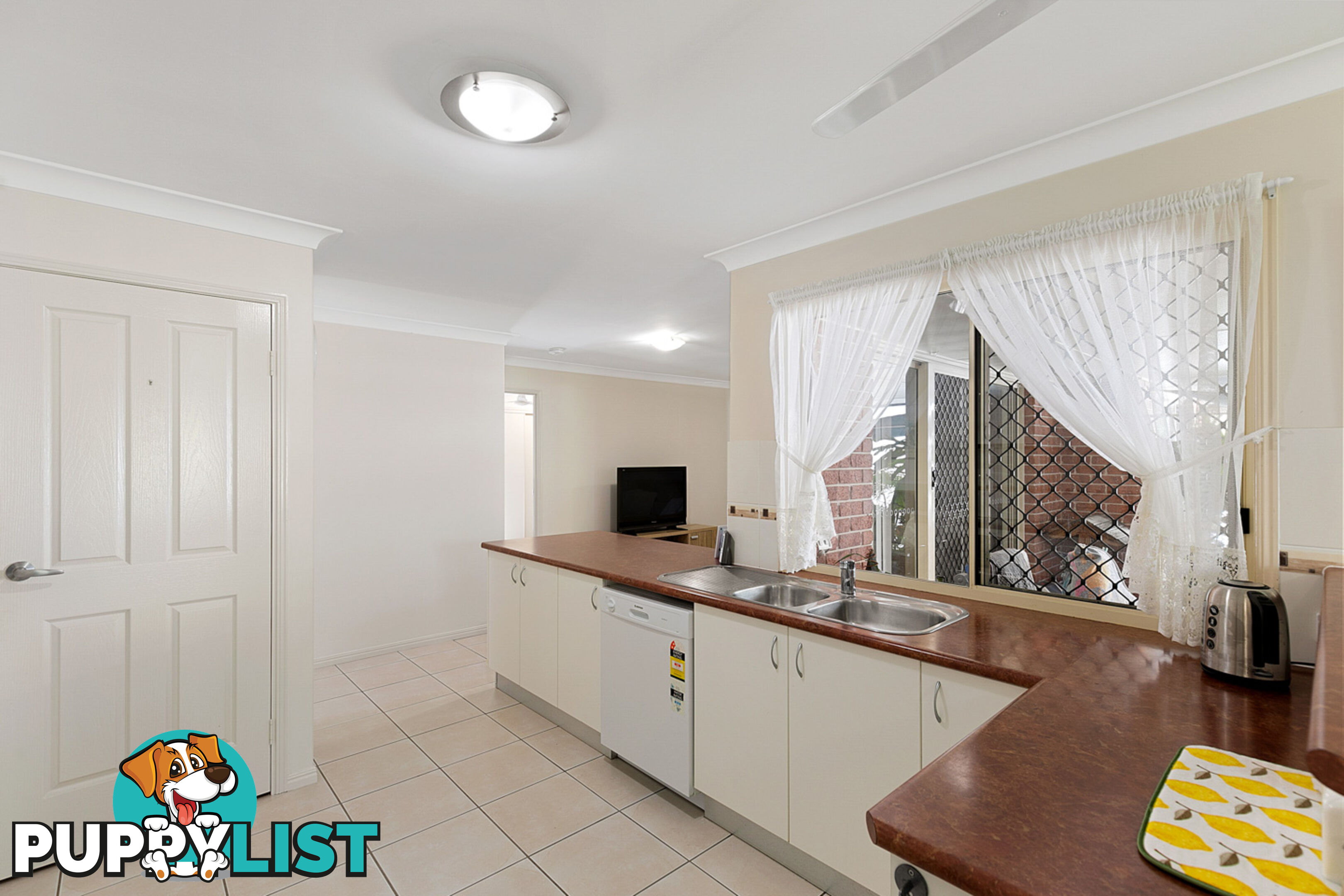 11 Trill Court URANGAN QLD 4655