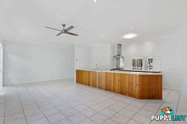 11 Palmwood Drive DUNDOWRAN BEACH QLD 4655