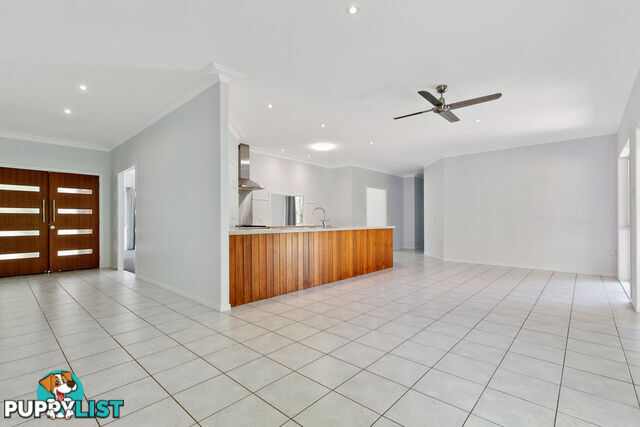 11 Palmwood Drive DUNDOWRAN BEACH QLD 4655