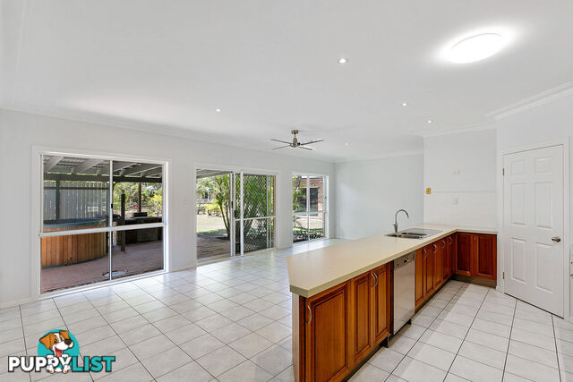 11 Palmwood Drive DUNDOWRAN BEACH QLD 4655