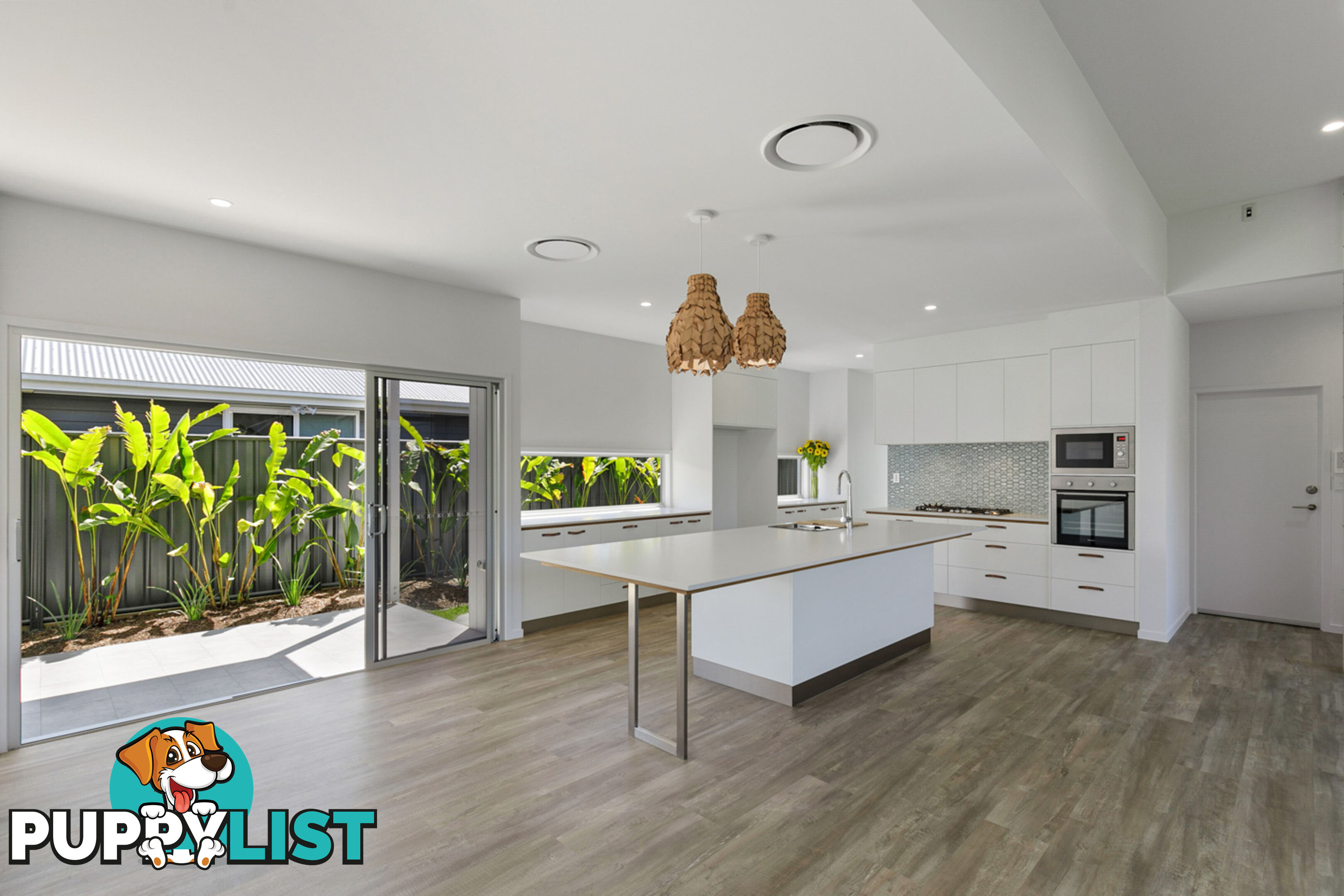 49a Helsham Street POINT VERNON QLD 4655