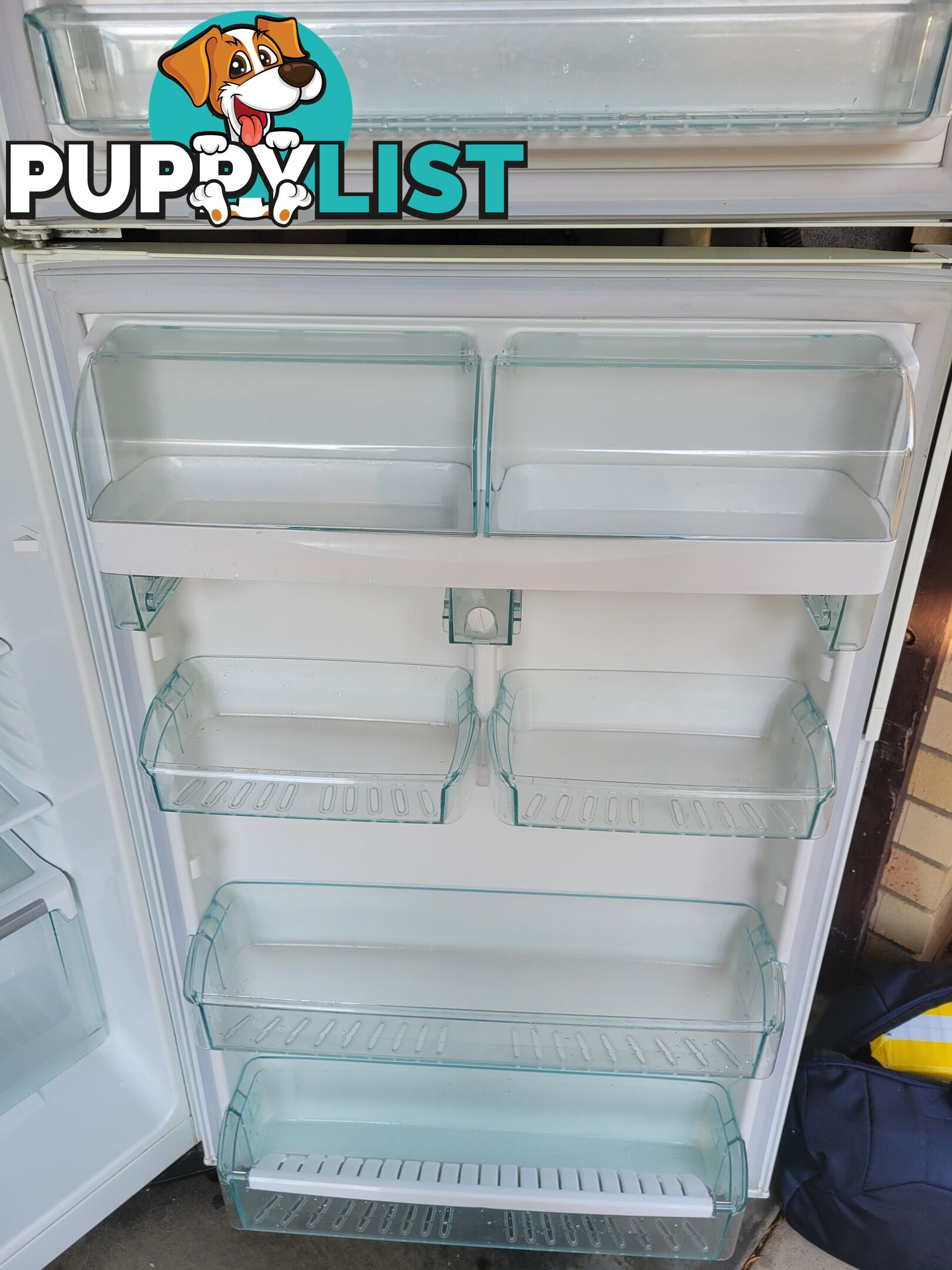 Westinghouse 420L top mount Fridge/Freezer