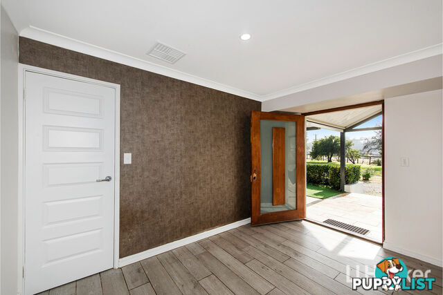 5 McNeill Road CHAMPION LAKES WA 6111
