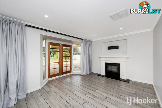 5 McNeill Road CHAMPION LAKES WA 6111
