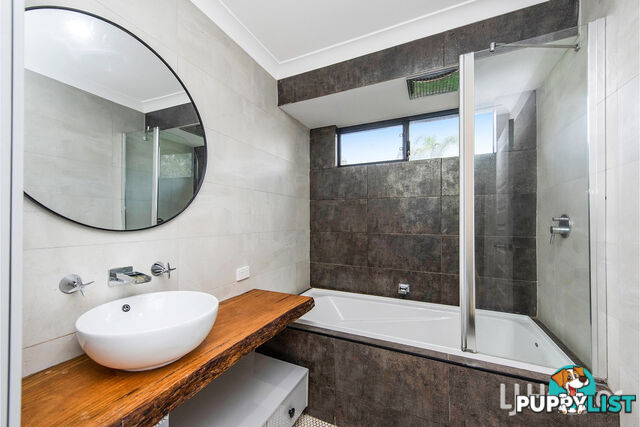 5 McNeill Road CHAMPION LAKES WA 6111