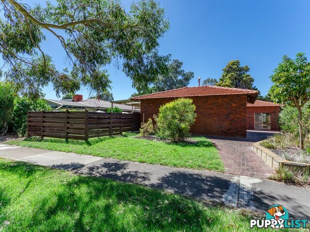 98 Regency Drive THORNLIE WA 6108