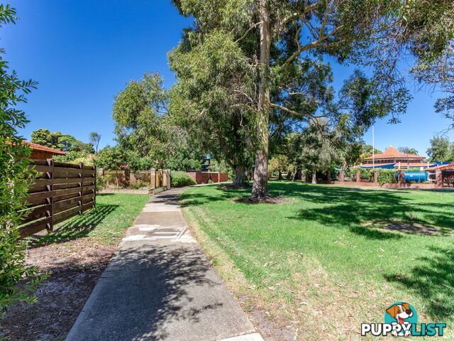 98 Regency Drive THORNLIE WA 6108