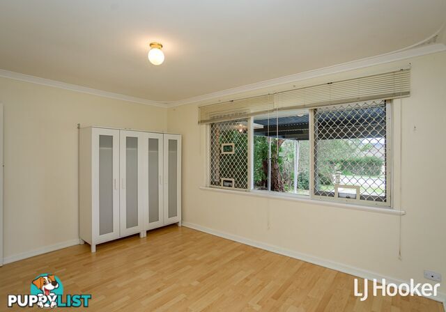 15A Arnott Court KELMSCOTT WA 6111