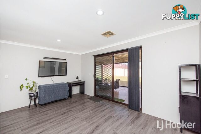 8 Ardross Street SEVILLE GROVE WA 6112