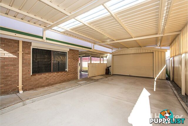 8 Ardross Street SEVILLE GROVE WA 6112