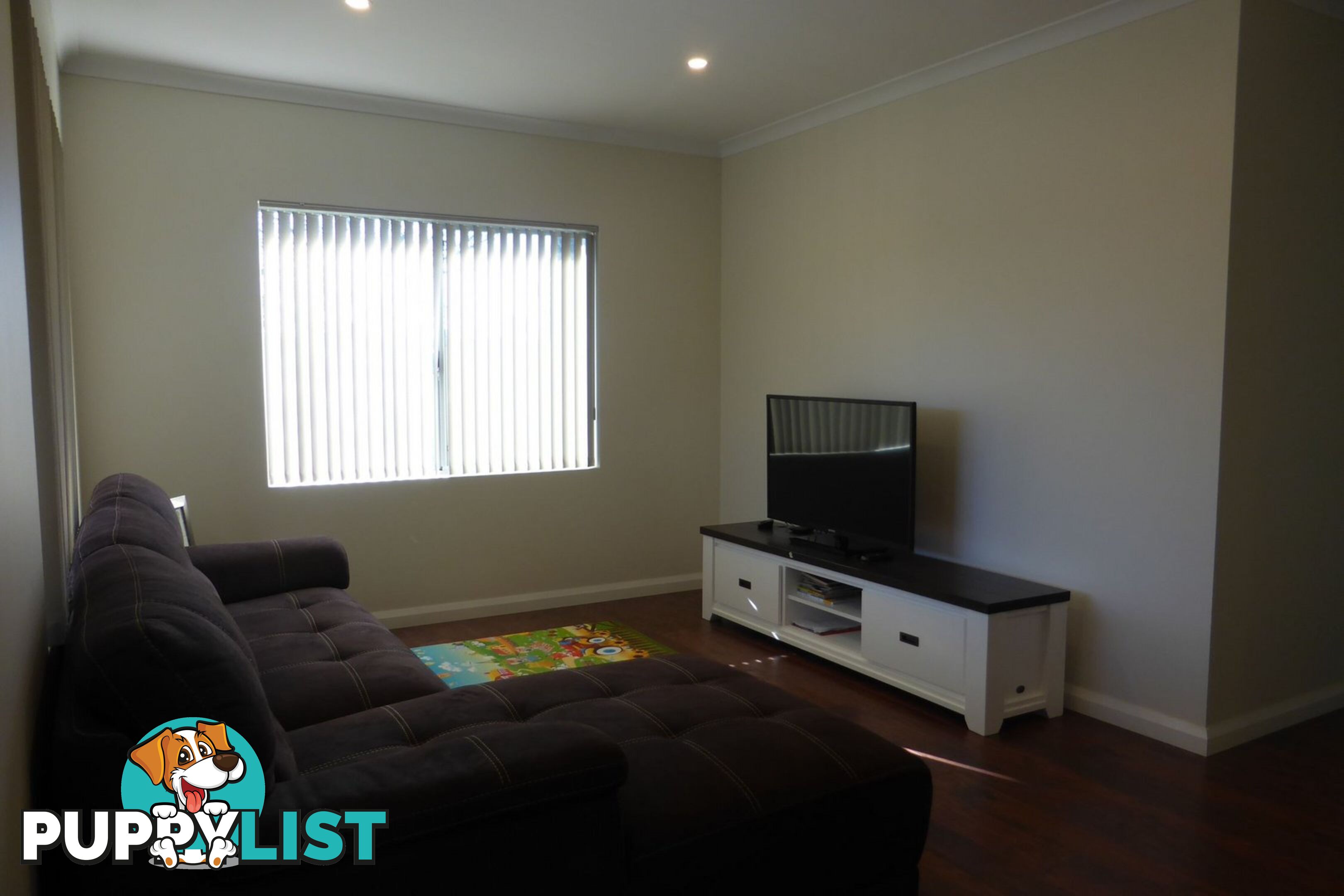 13b Earls Court THORNLIE WA 6108