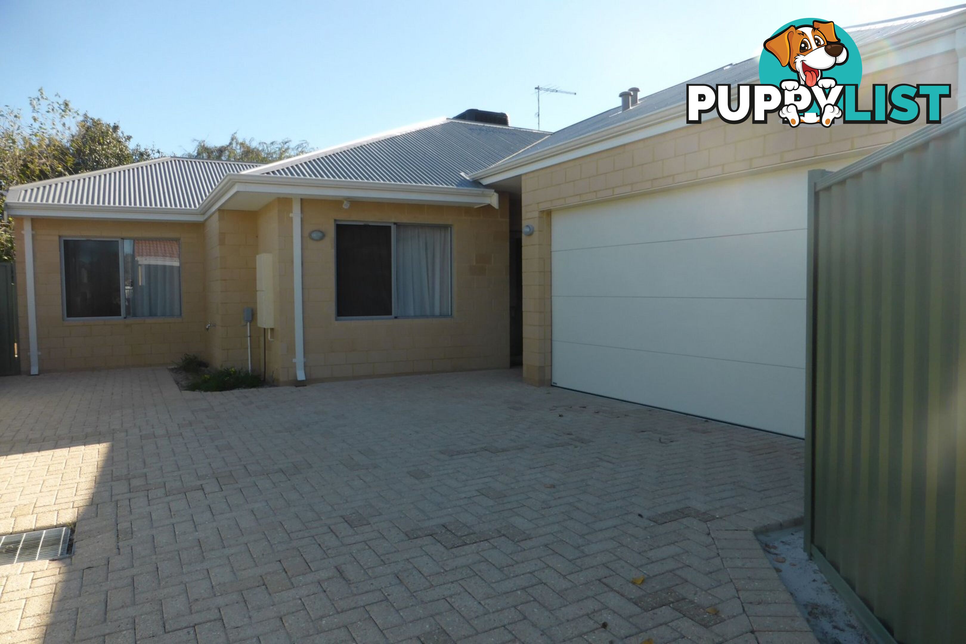 13b Earls Court THORNLIE WA 6108