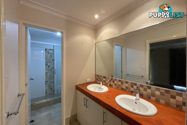 12 Empire Way THORNLIE WA 6108